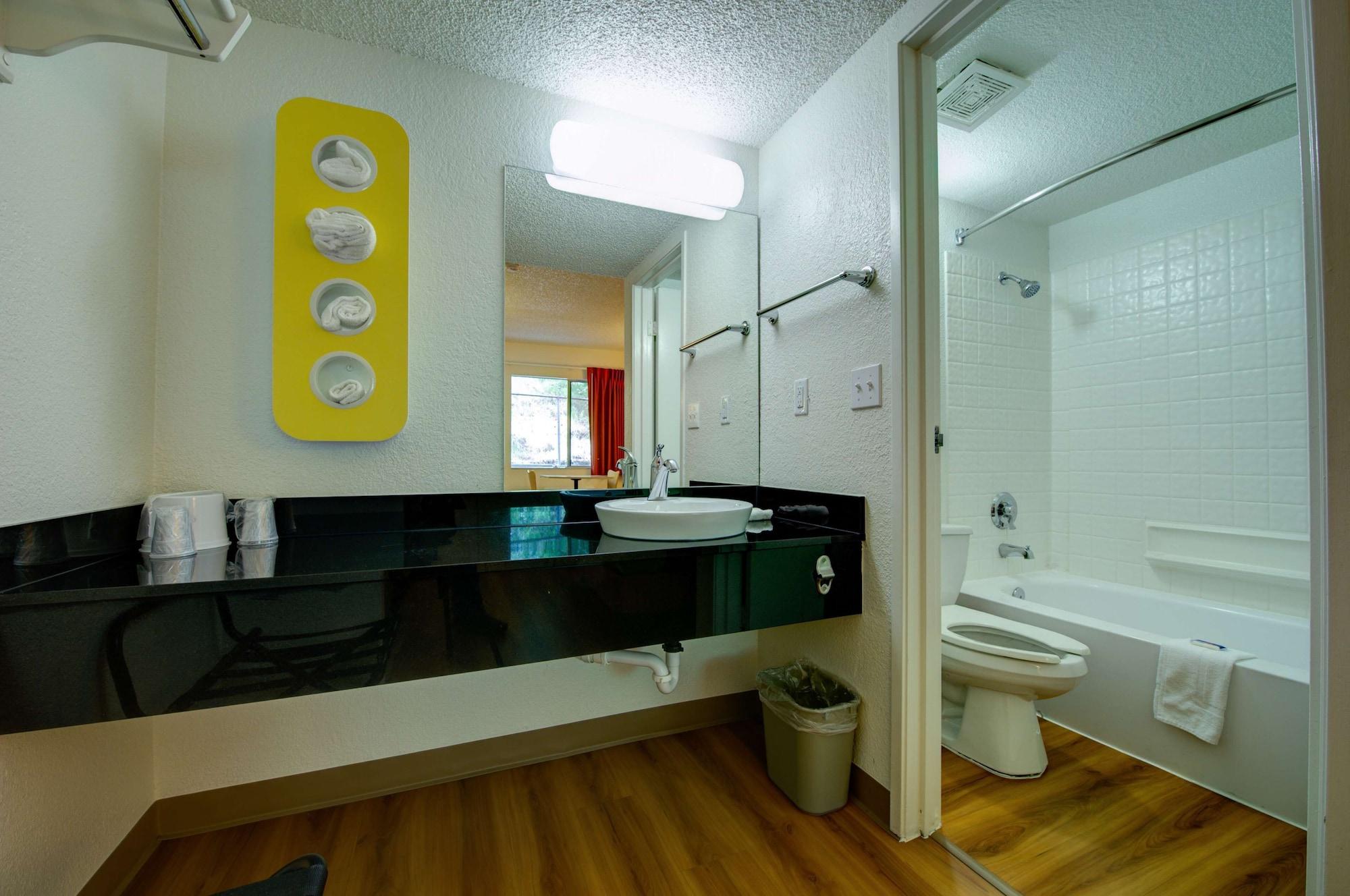 Motel 6-Seattle, Wa - Airport ซีแทค ภายนอก รูปภาพ